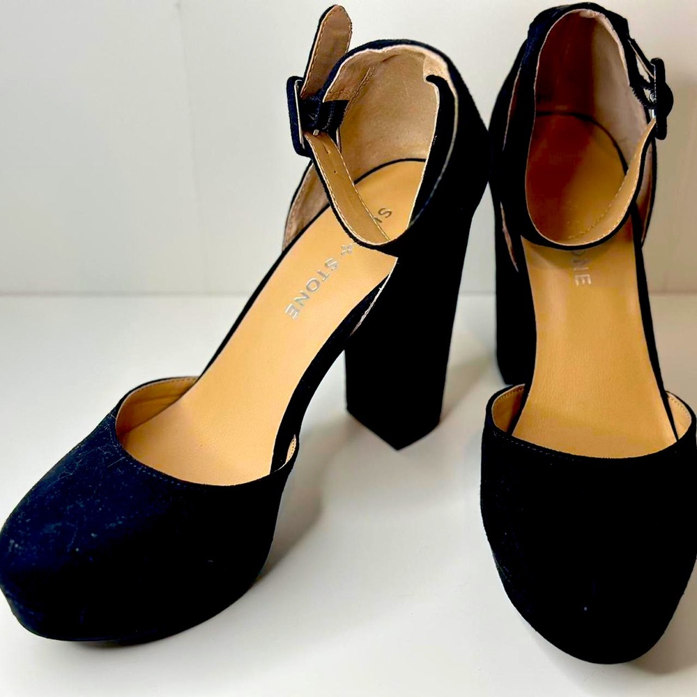 Sun + Stone, black block heel pumps, size 7